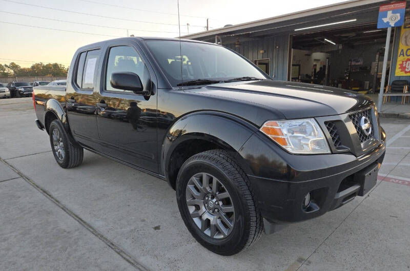 2012 Nissan Frontier SV photo 6