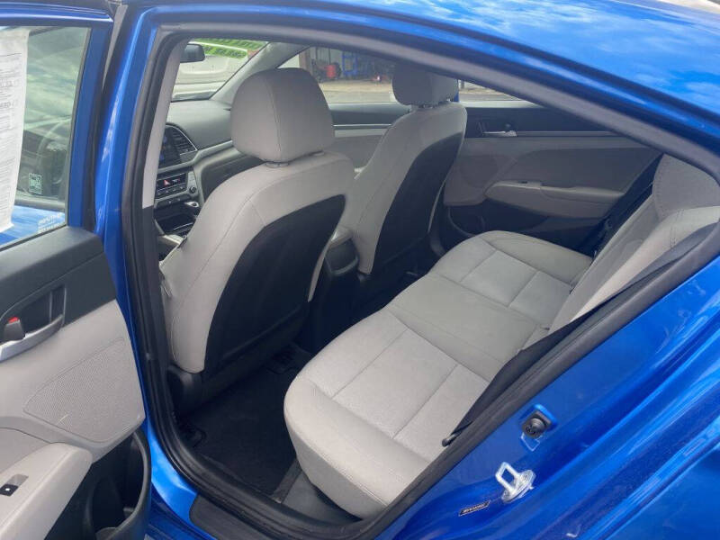 2018 Hyundai Elantra