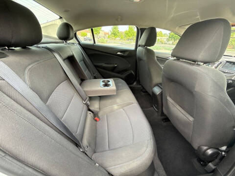 2018 Chevrolet Cruze LT Auto