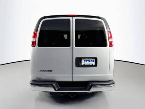 2023 Chevrolet Express LS 3500