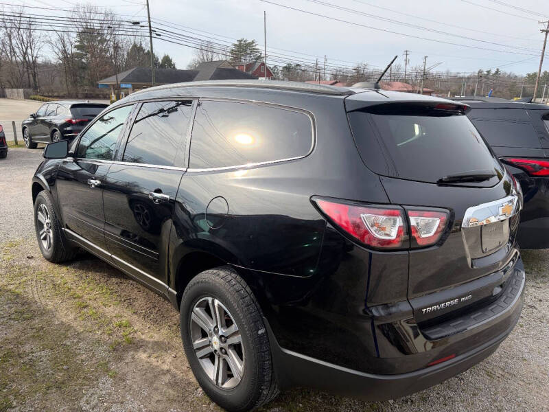 2017 Chevrolet Traverse LT