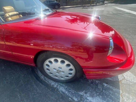 1991 Alfa Romeo Spider Veloce