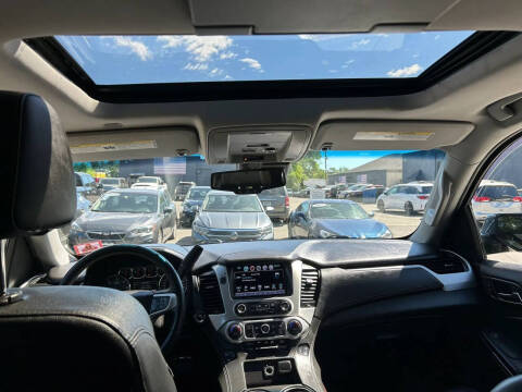 2017 GMC Yukon SLT