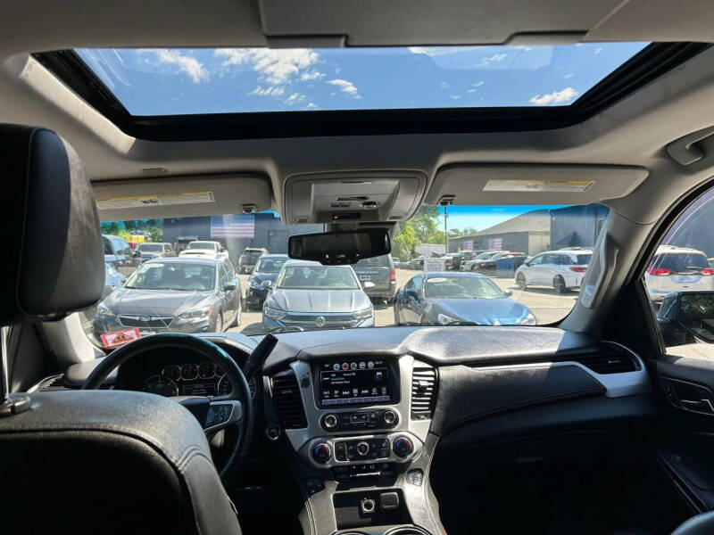 2017 GMC Yukon SLT