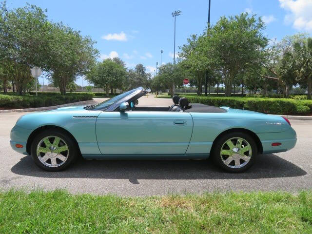 2002 Ford Thunderbird Deluxe