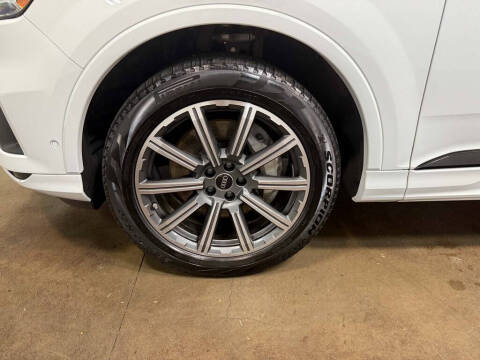 2023 Audi Q7 quattro Premium Plus 45 TFSI