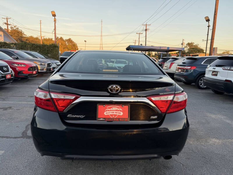 2016 Toyota Camry SE