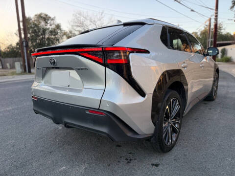 2023 Toyota bZ4X Limited
