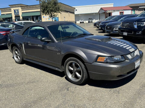 2003 Ford Mustang GT Deluxe