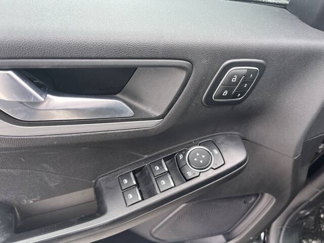 2024 Ford Escape Platinum