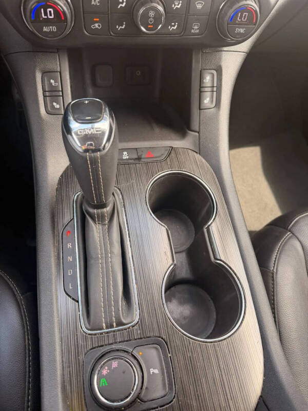 2018 GMC Acadia SLT-1 - Photo 8