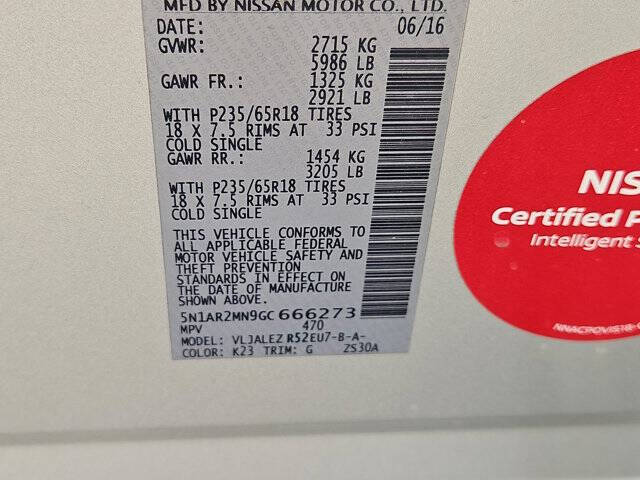 2016 Nissan Pathfinder SV