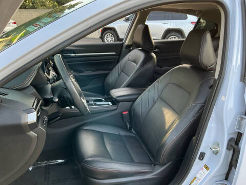 2024 Nissan Altima 2.5 SR