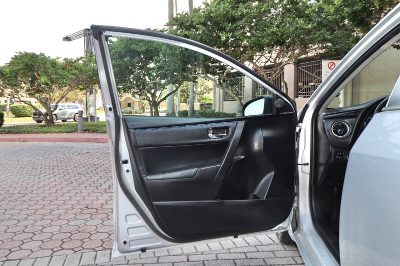 2017 Toyota Corolla SE