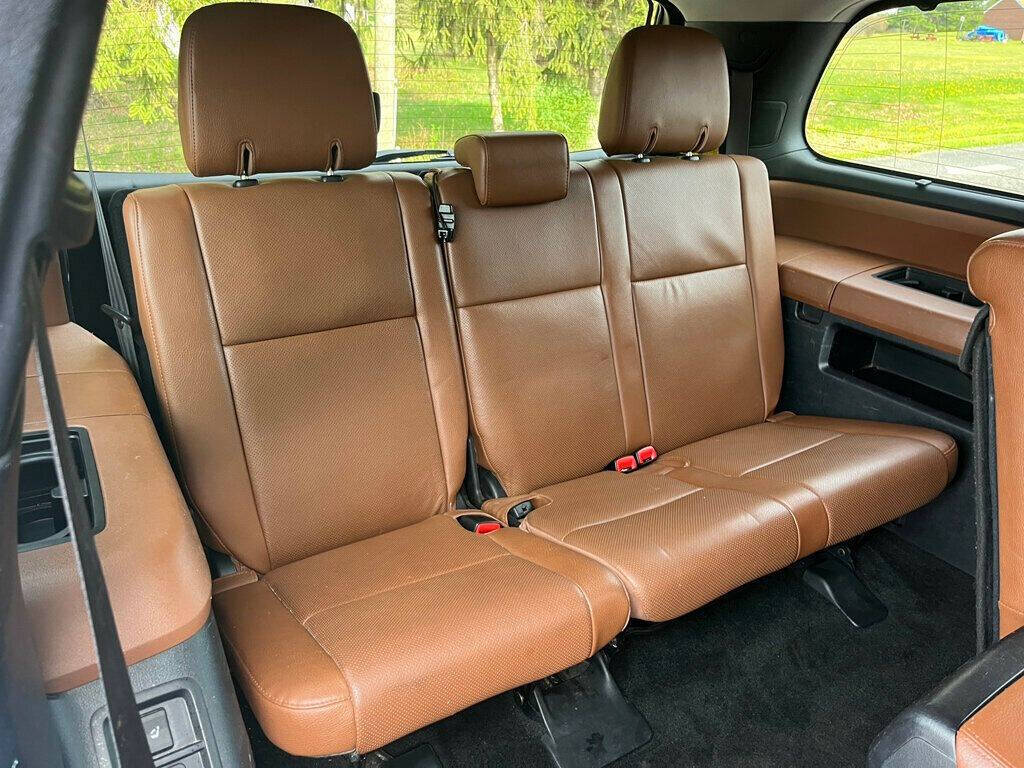 2013 Toyota Sequoia 43