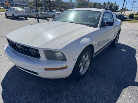 2007 Ford Mustang V6 Deluxe