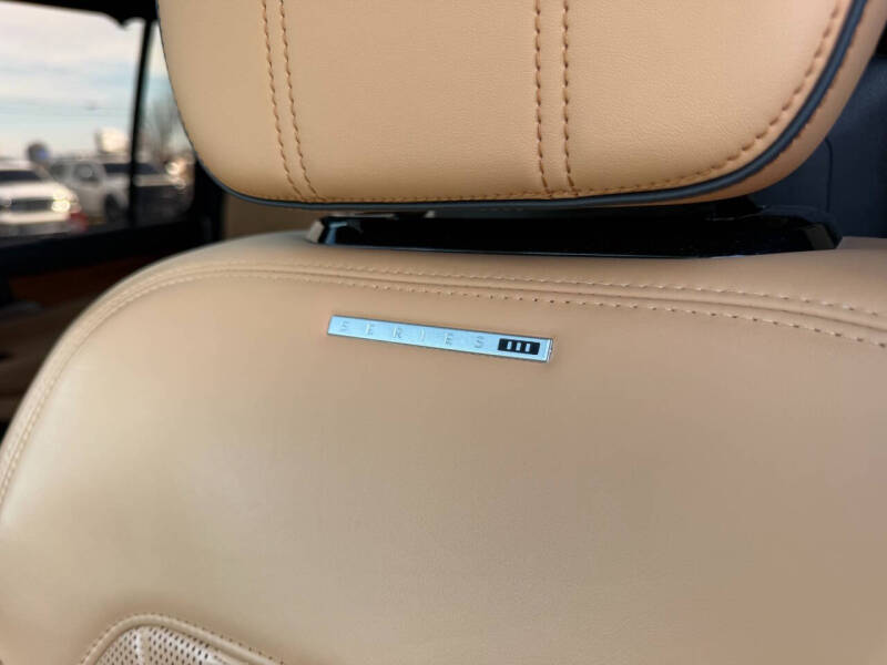 2022 Jeep Grand Wagoneer Series III