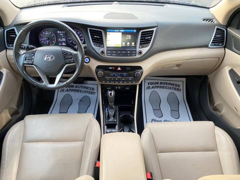 2017 Hyundai Tucson Night