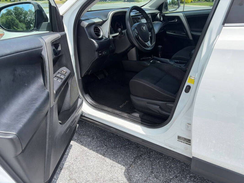 2017 Toyota RAV4 XLE