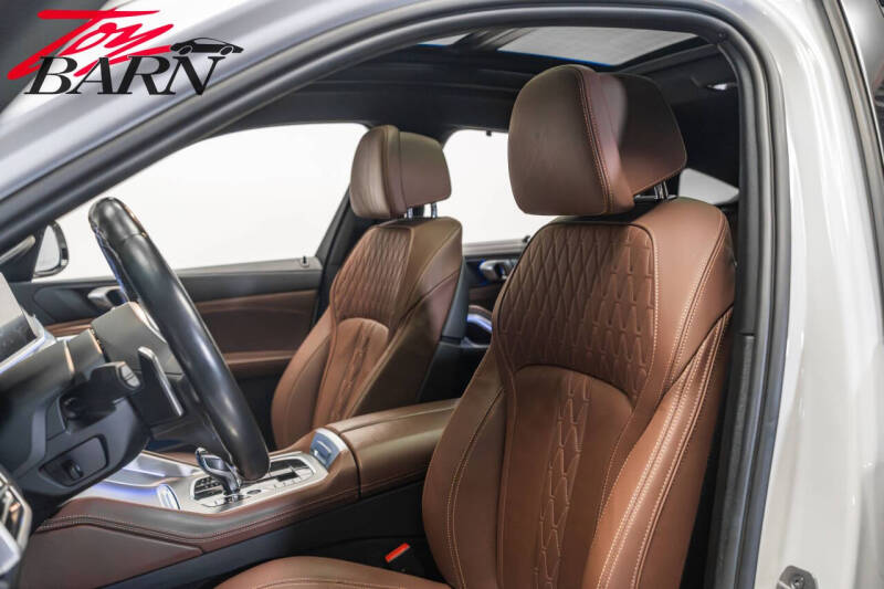 2022 BMW X6 xDrive40i