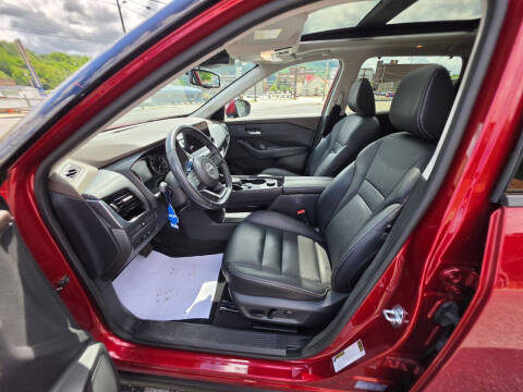 2023 Nissan Rogue SL