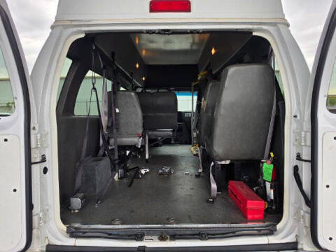 2009 Ford E-Series E-350 SD
