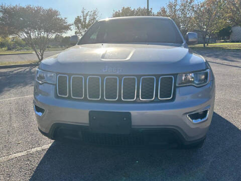 2017 Jeep Grand Cherokee Laredo