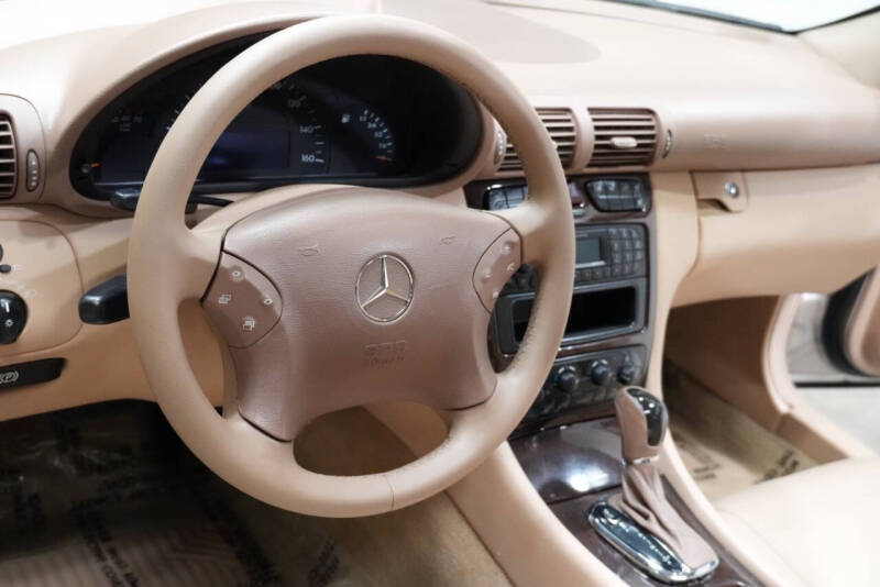 2004 Mercedes-Benz C-Class C 240 4MATIC