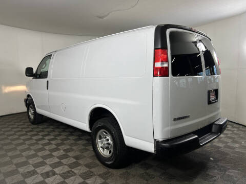 2021 Chevrolet Express 2500