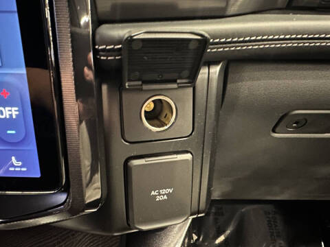 2023 Ford F-150 Lightning XLT