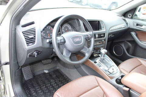 2016 Audi Q5 2.0T quattro Premium Plus