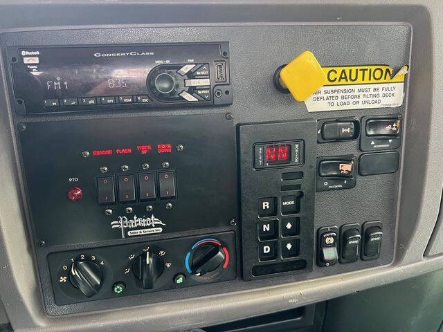 2020 Peterbilt 337