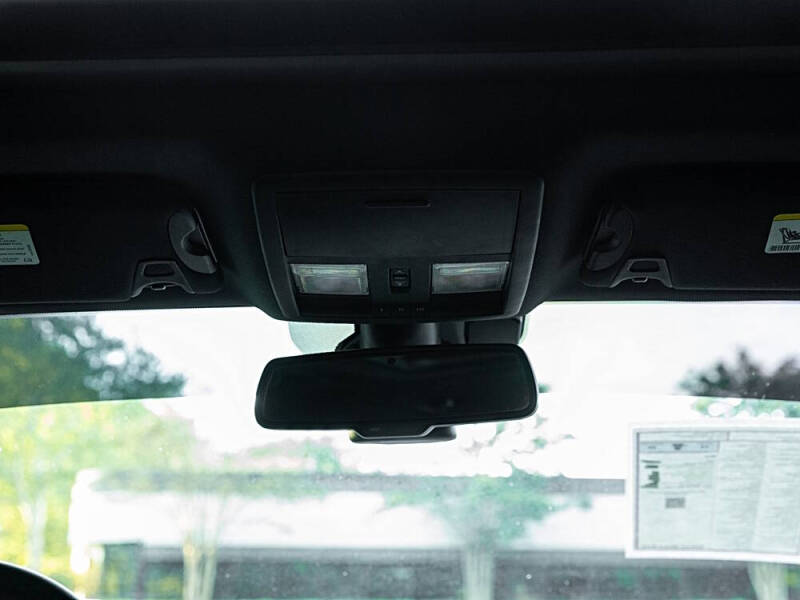 2018 Dodge Challenger SXT Plus