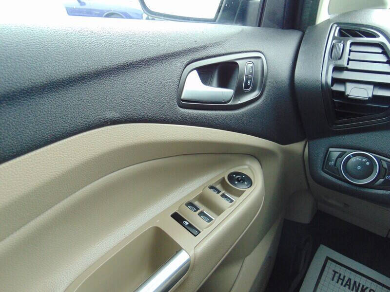 2018 Ford C-MAX Hybrid SE