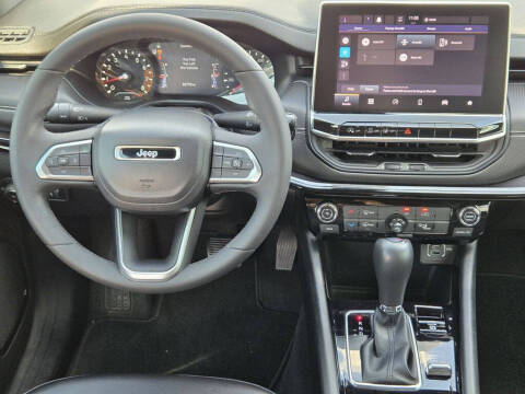 2023 Jeep Compass Altitude