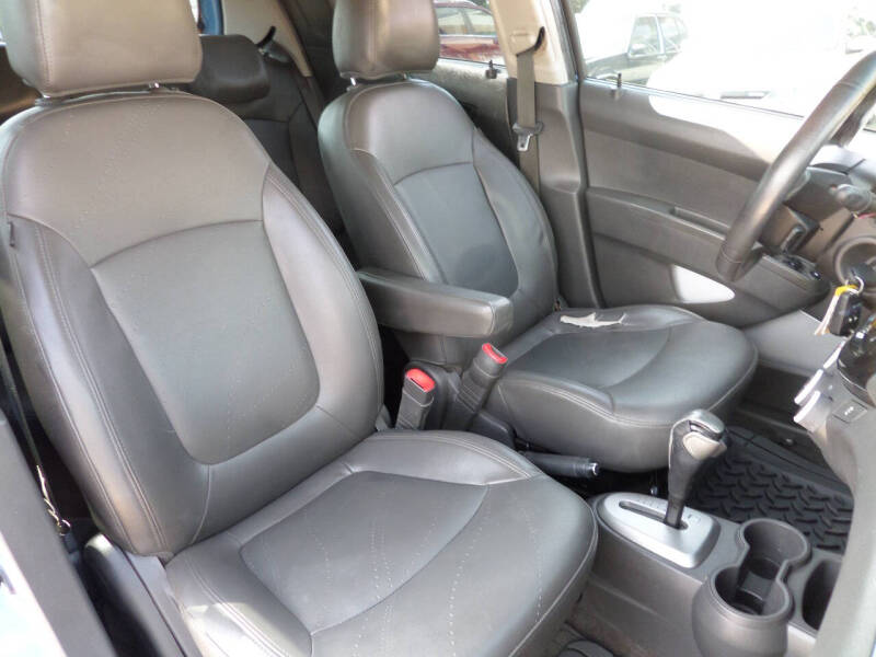 2013 Chevrolet Spark 2LT Auto