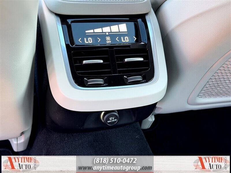 2017 Volvo S90 T6 Momentum