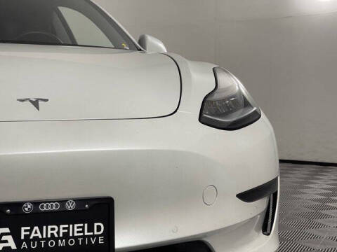 2020 Tesla Model 3 Standard Range