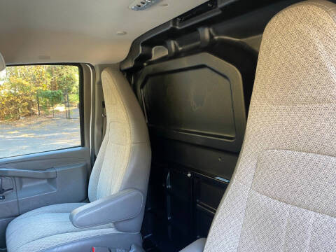 2020 Chevrolet Express 2500