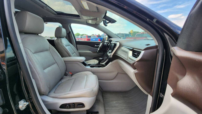 2017 GMC Acadia SLT-1