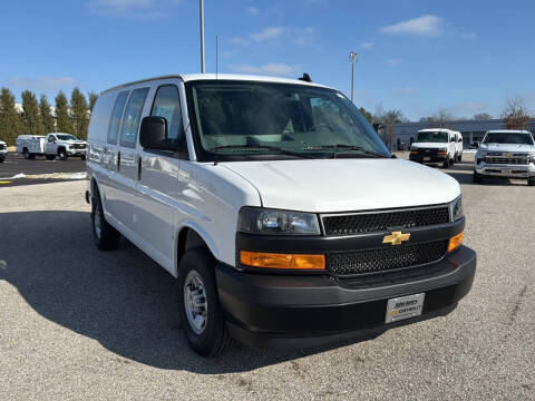 2025 Chevrolet Express 2500