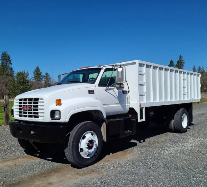 2000 GMC C7500 for sale at CPMTRUCKSALES.COM in Central Point OR