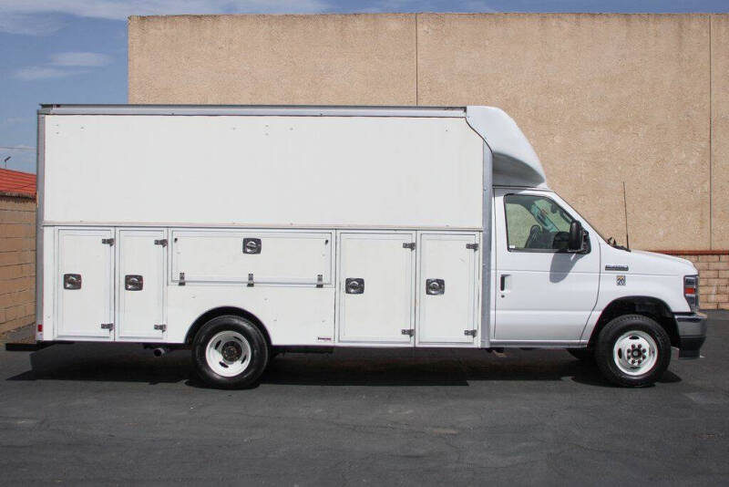2023 Ford E-Series