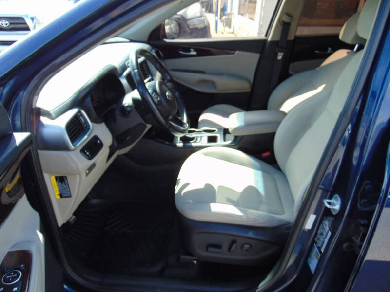 2017 Kia Sorento LX