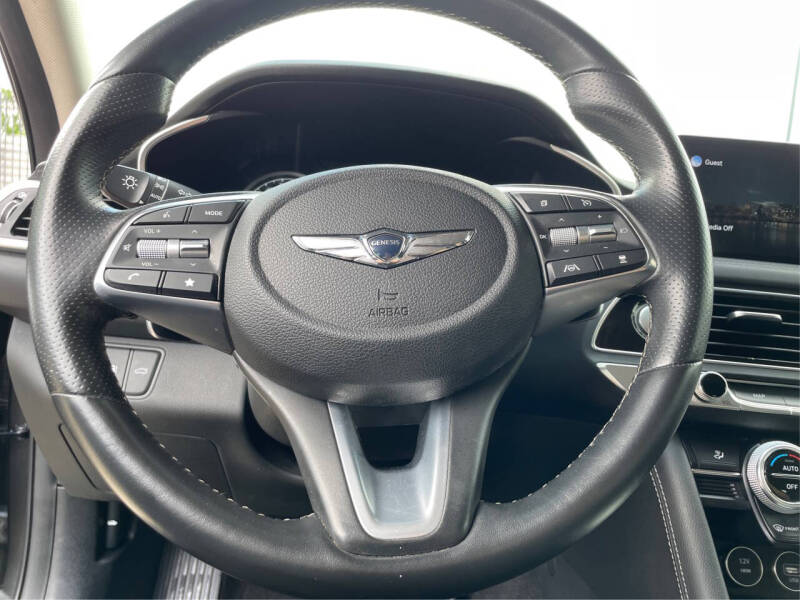 2022 Genesis G70