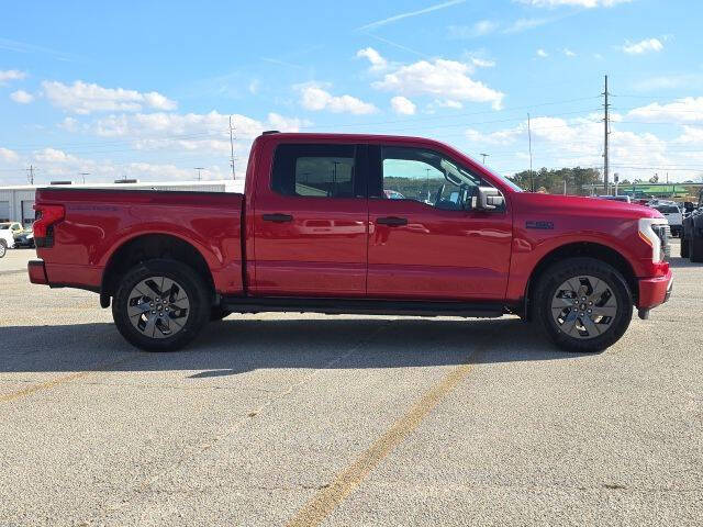 2024 Ford F-150 Lightning XLT