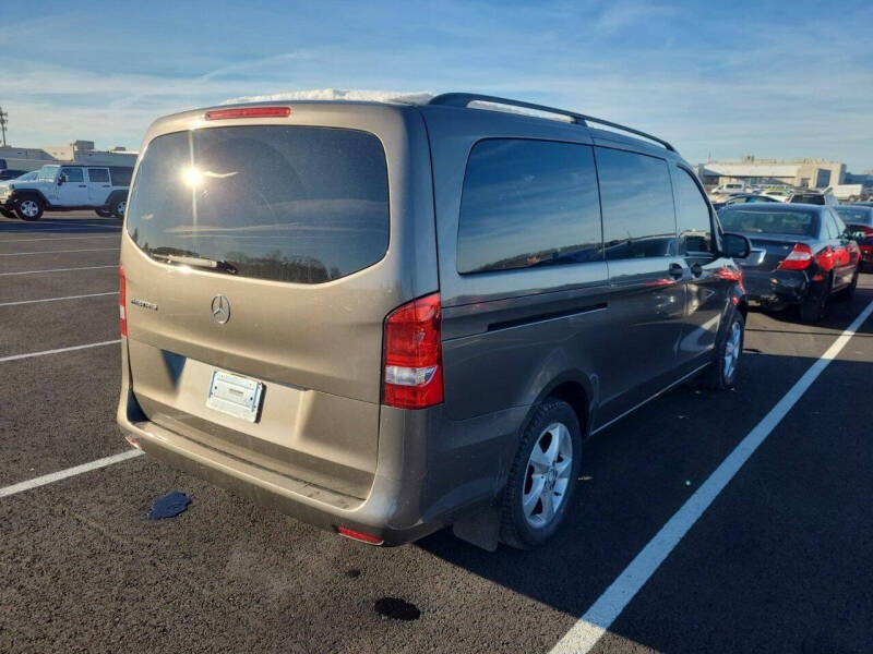 2016 Mercedes-Benz Metris Passenger