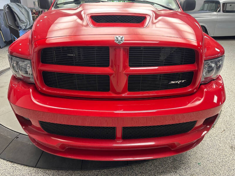 2005 Dodge Ram 1500 SRT-10