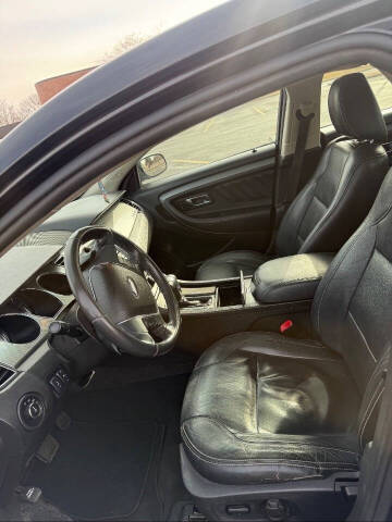 2011 Ford Taurus SEL