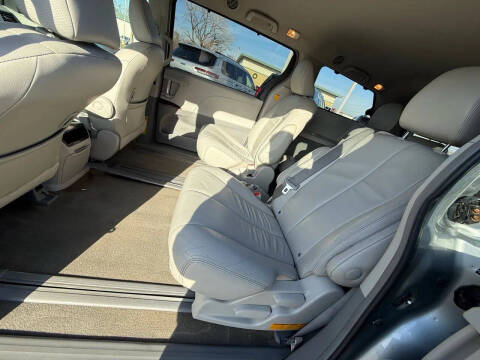 2013 Toyota Sienna